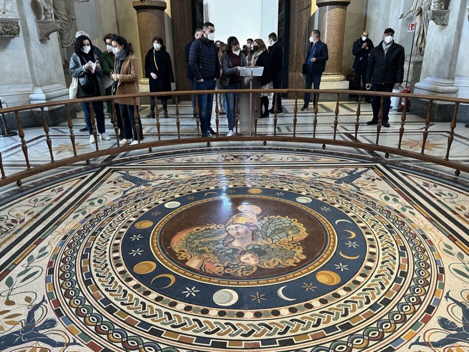 7E8D02F9-8854-4F71-833B-AAC859232BA6_1_105_c